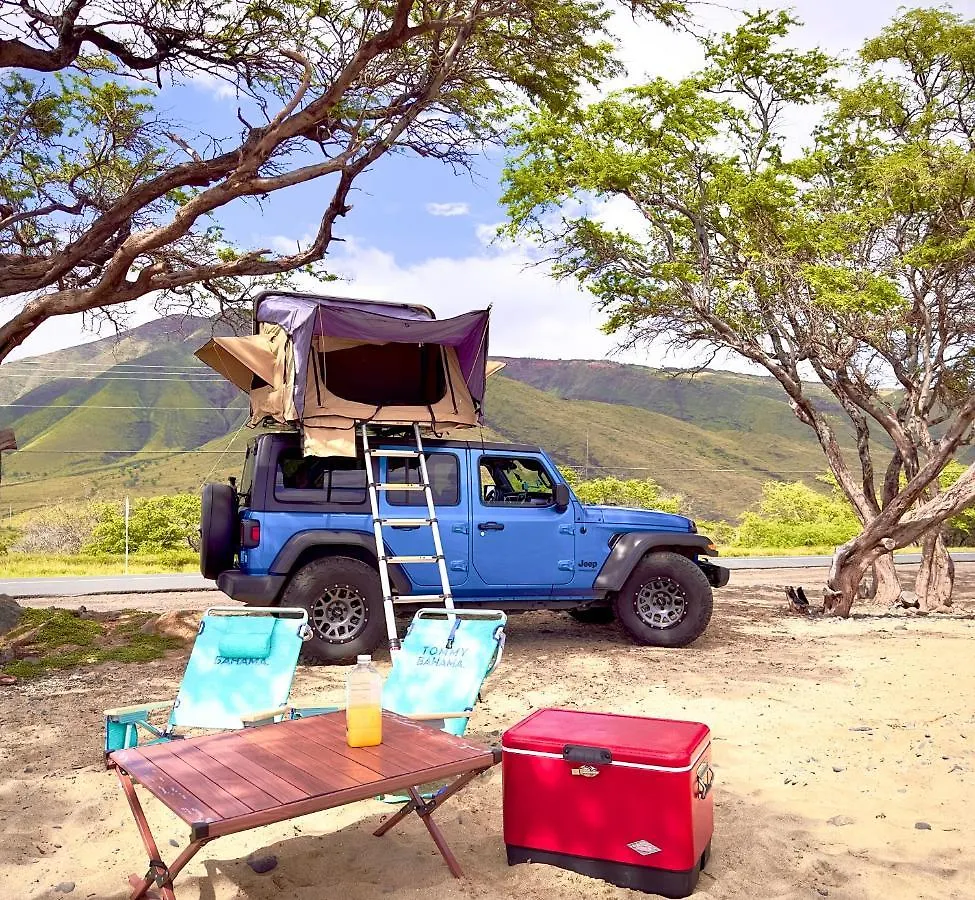 Aloha Glamp's Jeep Adventure: Rooftop Camping Across Maui Paia